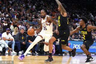 在管理层更 在管理层更