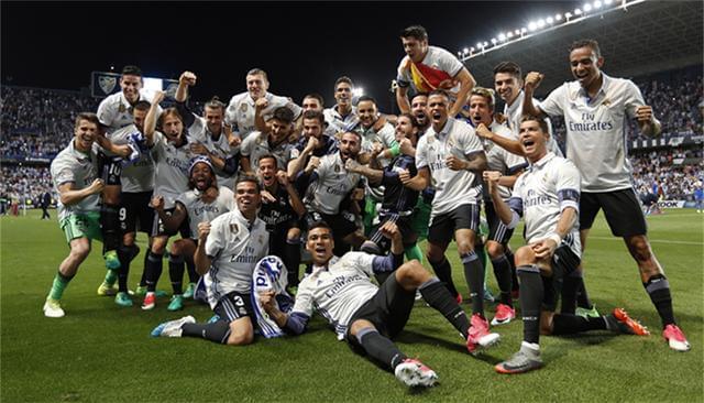 国足中场球 国足中场球