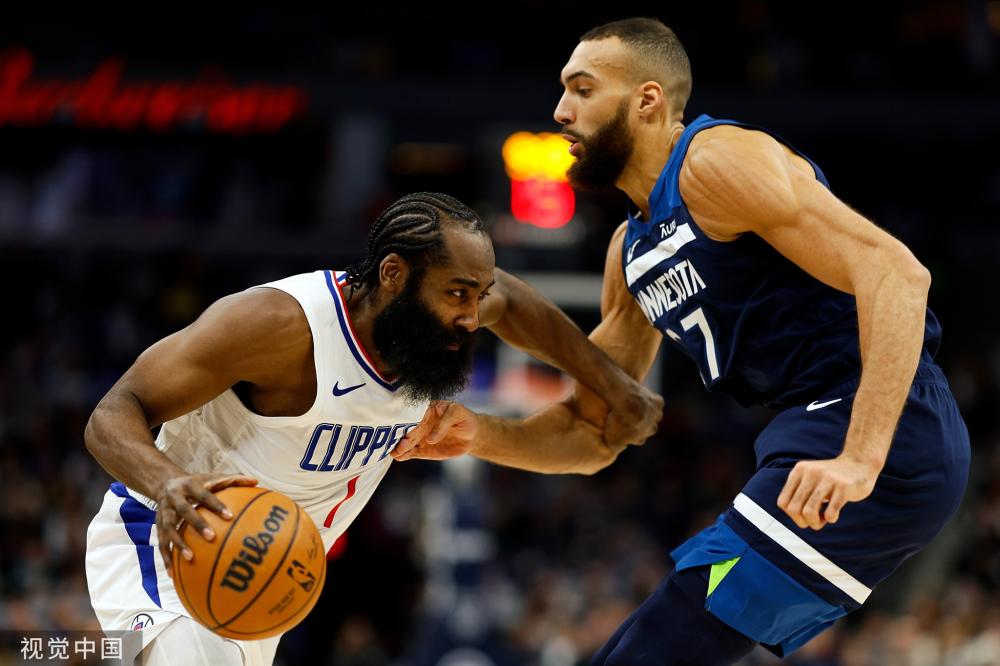 键时刻挺身 键时刻挺身