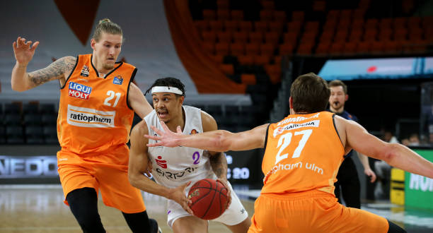 队决胜的关 队决胜的关